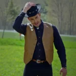 Jonathan Bennett Finding Mr. Christmas S02 Vest