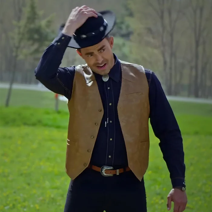 Jonathan Bennett Finding Mr. Christmas S02 Vest